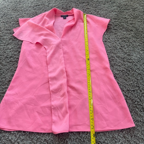Ann Taylor Barbie Bubblegum Pink Cap Sleeve Top Blouse Drape Ruffle Size 2 - Picture 6 of 7